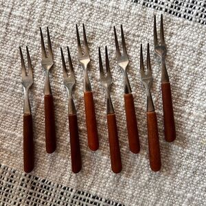 MCM Brown and Silver Fork Set of 8 mid-century modern party hors d’oeuvres forks